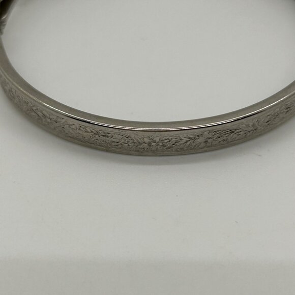 Vintage Silver-Tone Hinged Bangle Bracelet With Rhinestone Accents & Safety Chai - Picture 4 of 13